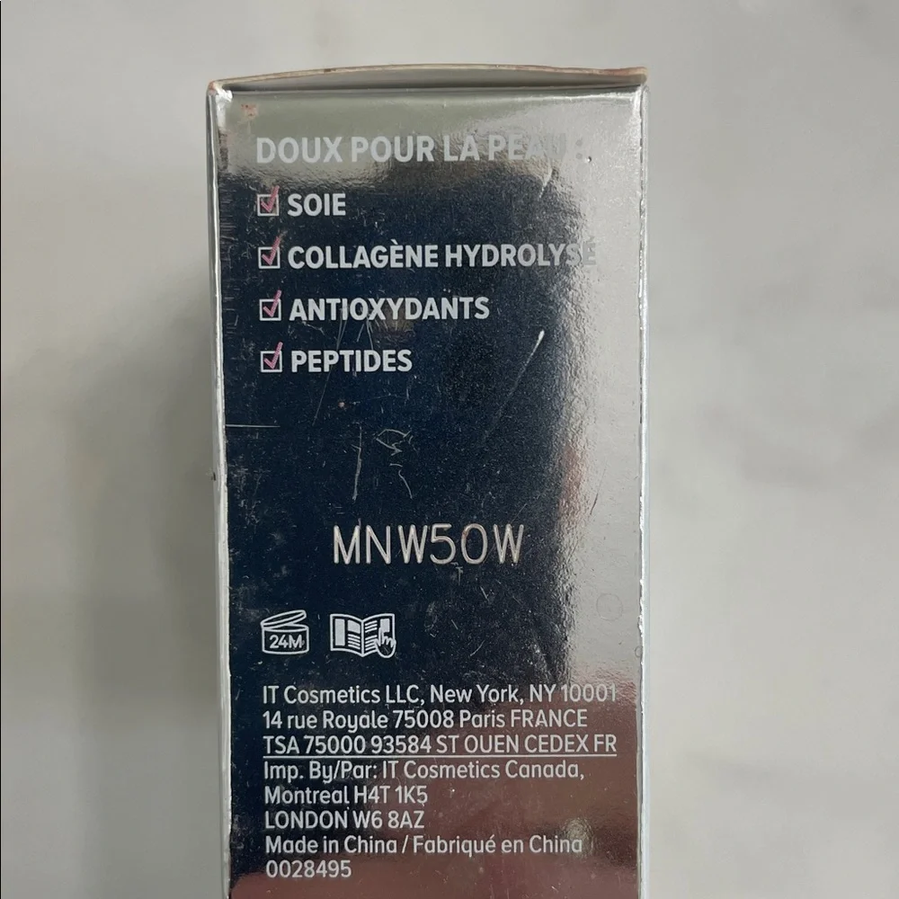 “it” bye bye pores airbrush powder